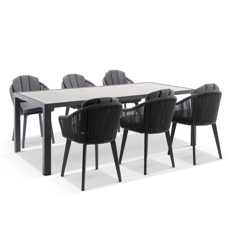 Fashionable Garden Furniture Rattan Woven Chairs And Table Set