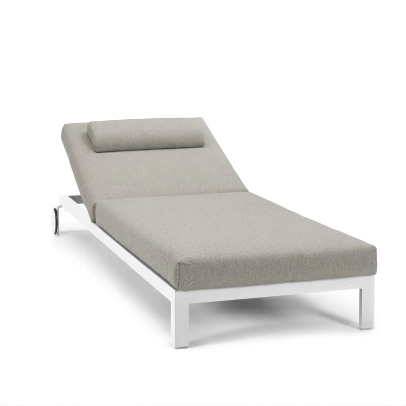 All Weather Outdoor Aluminum Swimming Pool Outdoor Sun Lounger with Arm