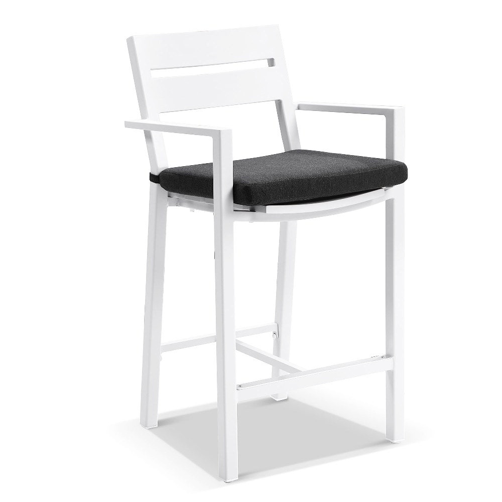 High Backrest Hotel Home Bars Outdoor Bar Table And Stools