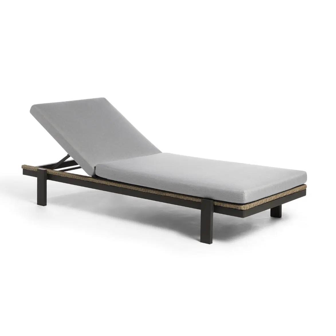 Commercial Outdoor Patio Furniture Rope Woven Beach Sun Lounger for Hotel